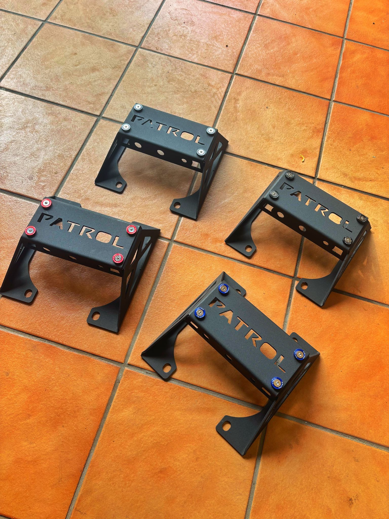 Supporto multiuso nissan patrol gr y60